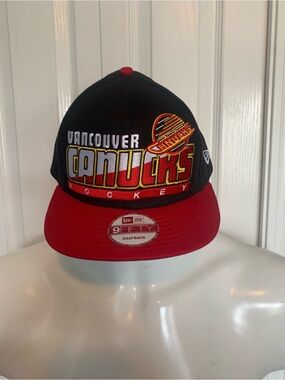 New Era Vancouver Canucks Black & Red Retro Snapback Hat